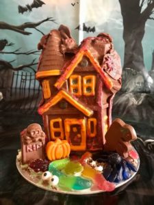 Chocolate Haunted Mansion - Image 4
