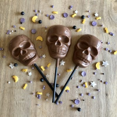 Skull Chocolate lollipops