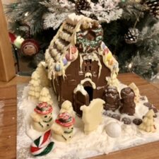 Santa’s Chocolate House/Cabin - Image 5
