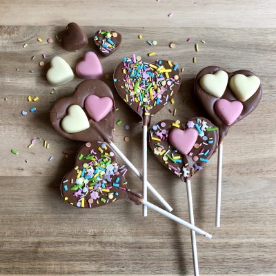 Pretty Chocolate Heart Lollipops Melt and Create Kit