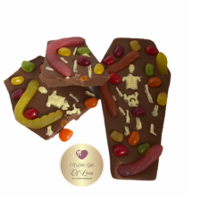 Coffin shaped spooky chocolate bar - Image 2