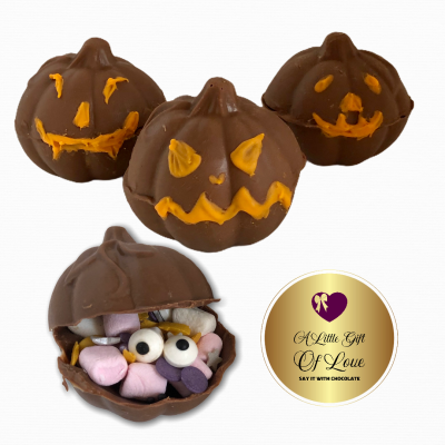 Hot Chocolate Spooky  Pumpkin shaped Bomb