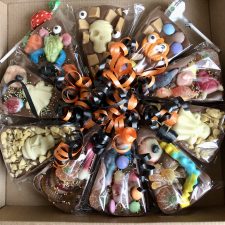 Halloween Themed Chocolate Pizza - Image 5