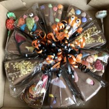 Halloween Themed Chocolate Pizza - Image 4
