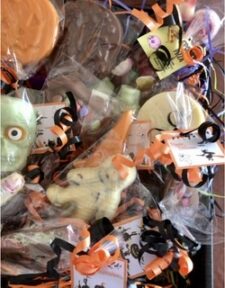 Halloween Ultimate Chocolate Hamper - Image 6