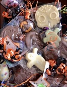 Halloween Ultimate Chocolate Hamper - Image 5