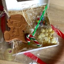 Decorate your own Chocolate Teddy Bear Kit