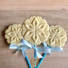 Snowflake Chocolate Lollipops - Image 3