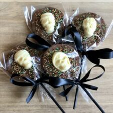 Halloween Chocolate Skull Lollipop - Image 2