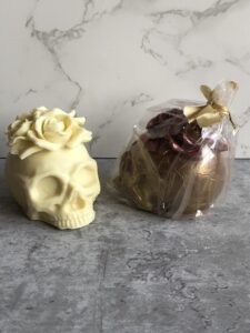 Rose Flower Solid Chocolate Skull - Image 6