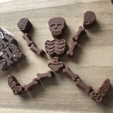 Spooky Skeleton Chocolate Jigsaw - Image 3