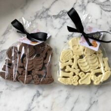 Spooky Skeleton Chocolate Jigsaw - Image 2