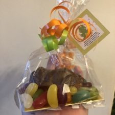 Popping candy chocolate frog and jelly beans - Image 2