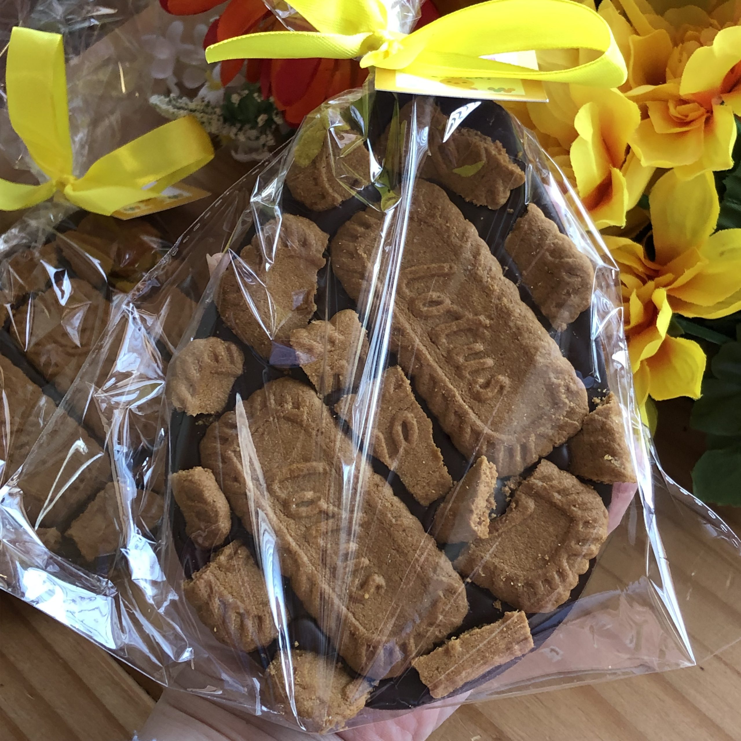 Lotus Biscuit Chocolate Flegg